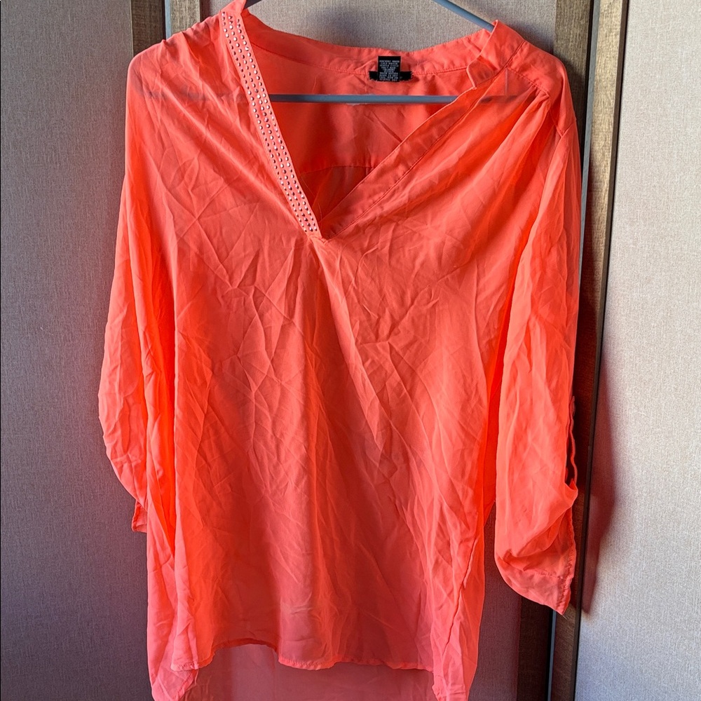 FINAL MARKDOWN Bright Orange rue 21 V-Neck Blouse large